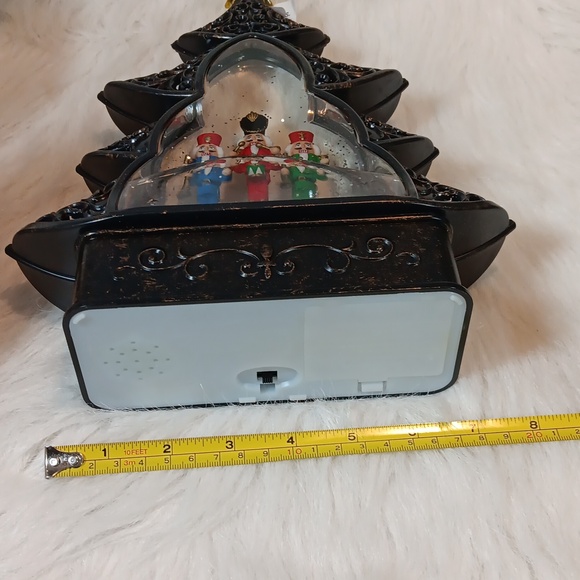 Christmas Snow Latern With Music Battery Operated